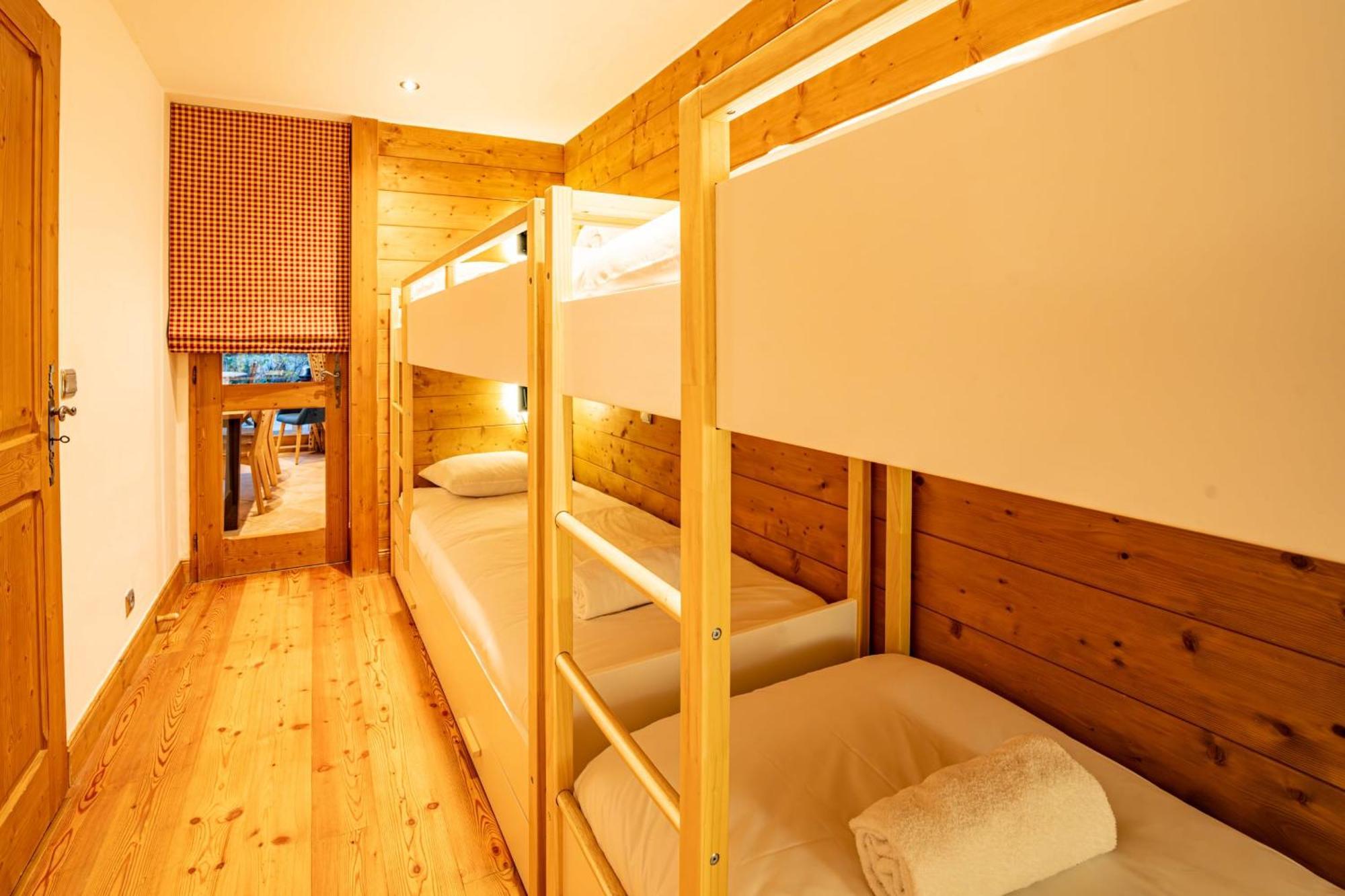 Apartment Alpine Garden - Truly Hidden Gem With Sunny Garden In Town Center Chamonix