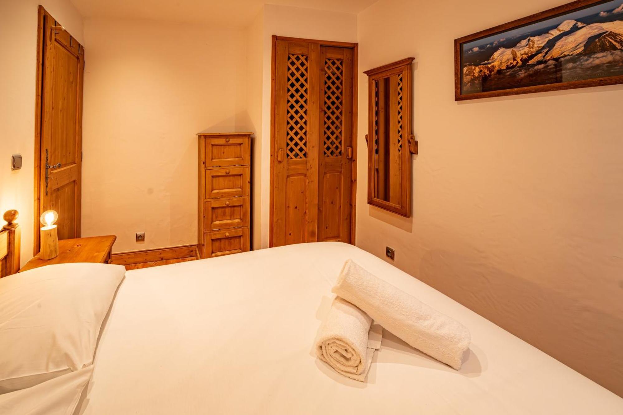 Alpine Garden - Truly Hidden Gem With Sunny Garden In Town Center Apartment