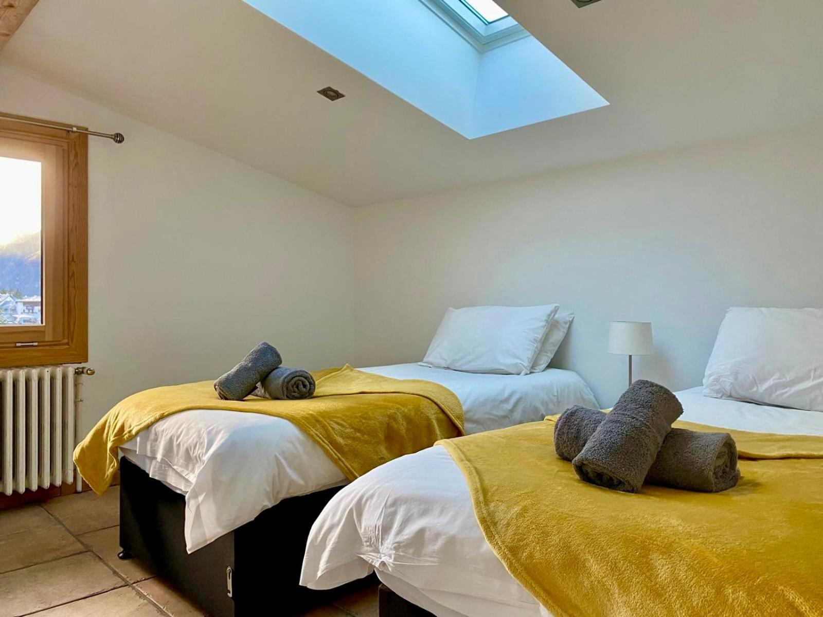 The Castle, 10 Bedroom Chalet, Centre *