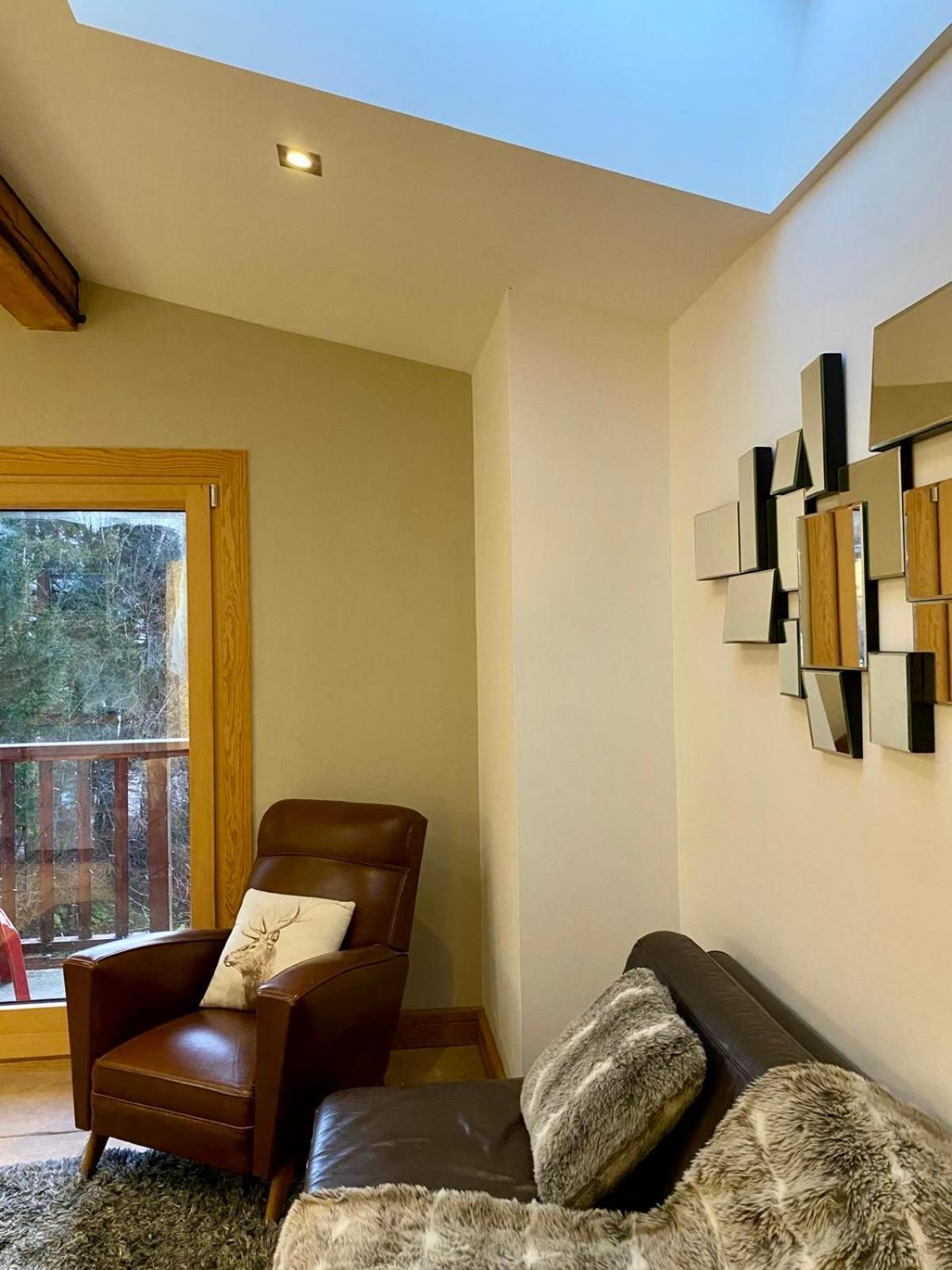The Castle, 10 Bedroom Chalet, Centre * Chamonix