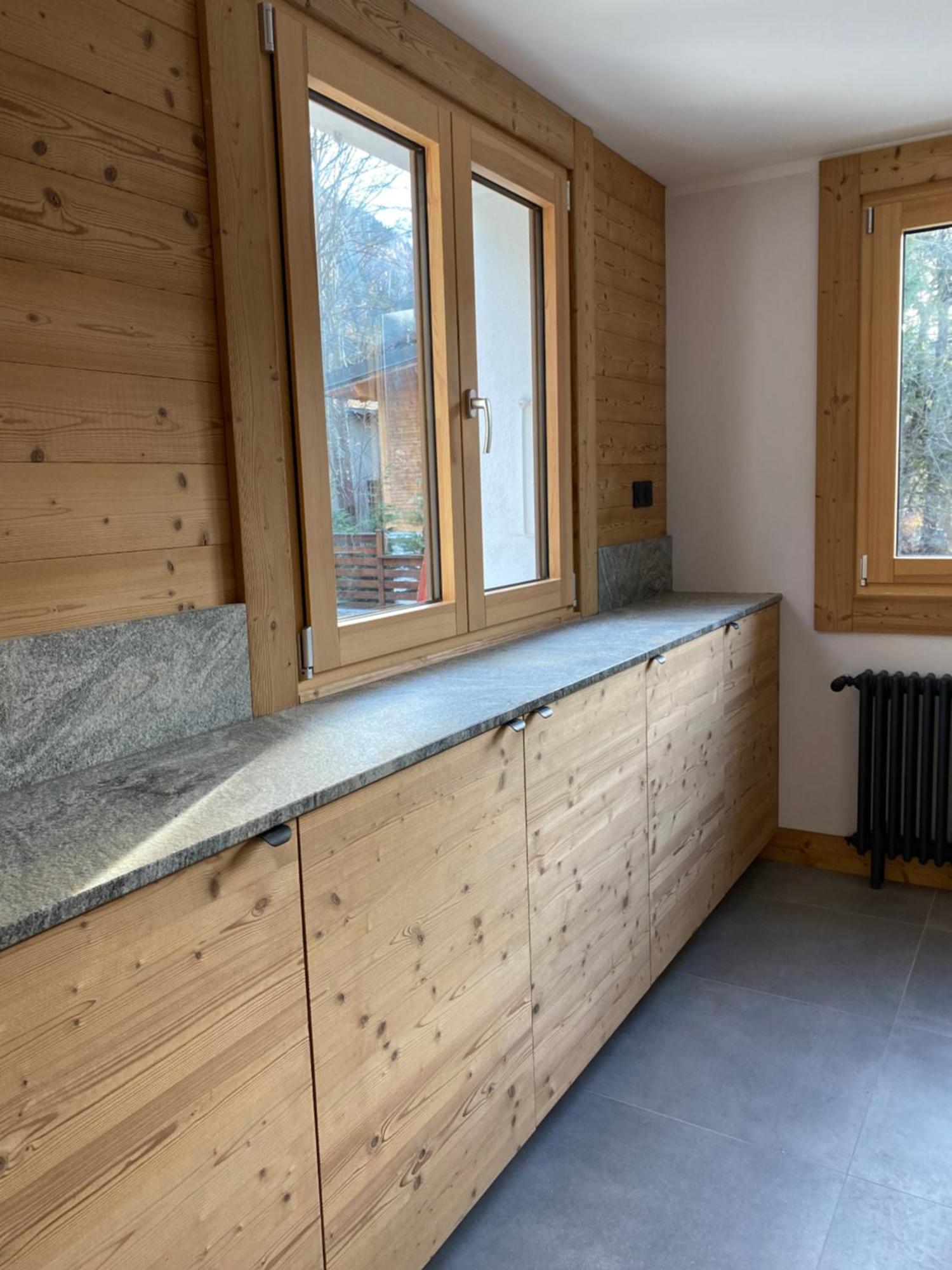 The Castle, 10 Bedroom Chalet, Centre Aparthotel