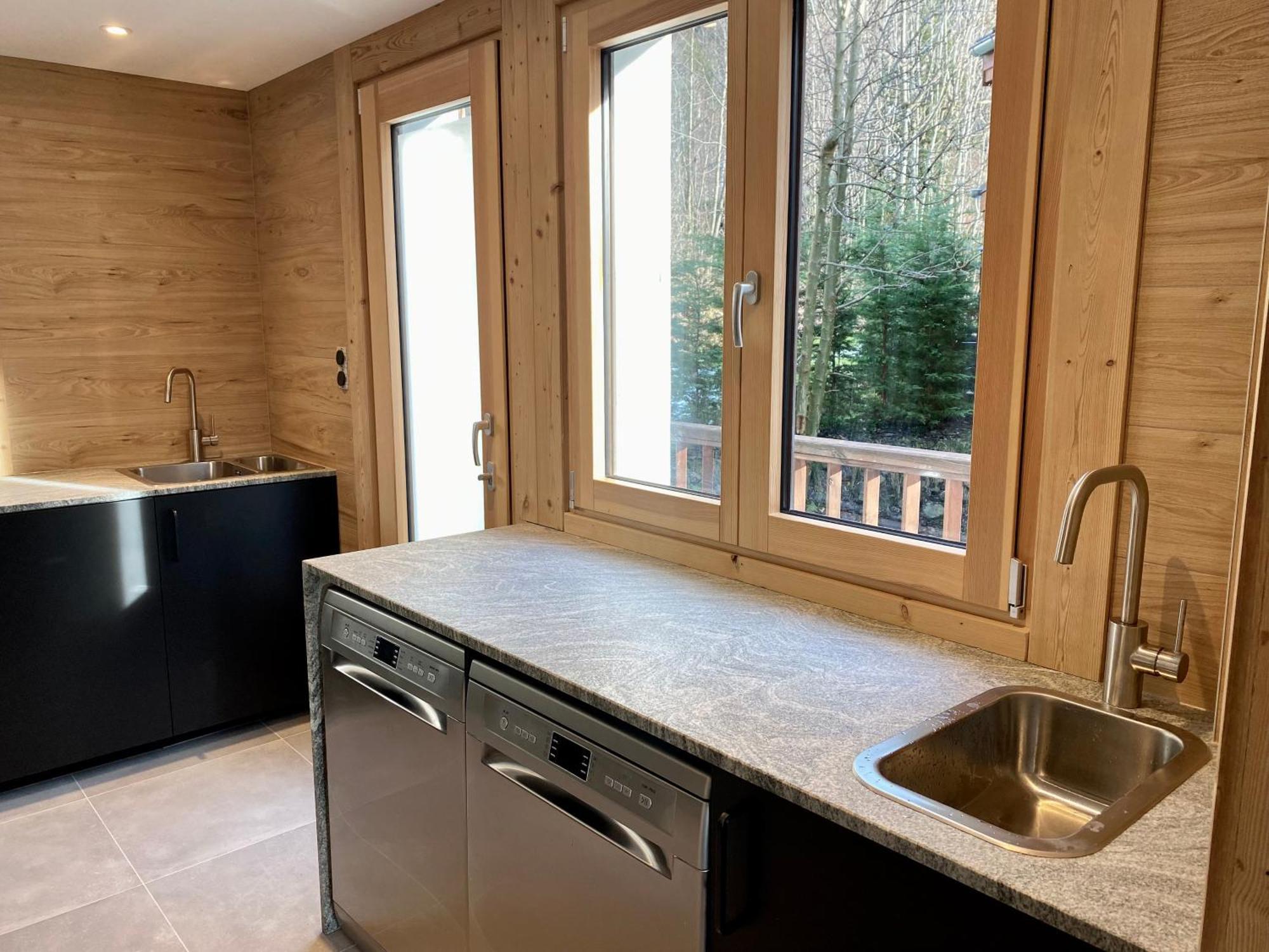 The Castle, 10 Bedroom Chalet, Centre Aparthotel Chamonix