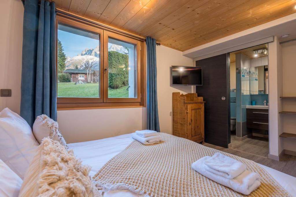 Chalet Altura- 5 Bedrooms - Jacuzzi And Sauna - By Cozee *
