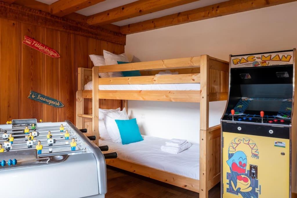 Chalet Altura- 5 Bedrooms - Jacuzzi And Sauna - By Cozee *
