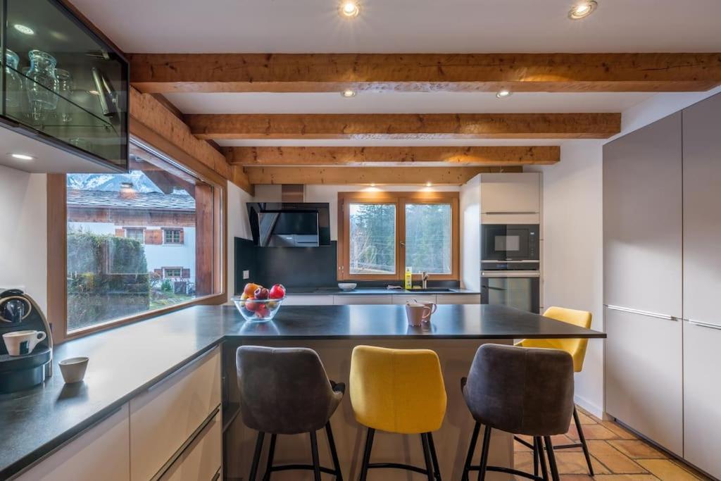 Altura- 5 Bedrooms - Jacuzzi And Sauna - By Cozee Chalet Chamonix