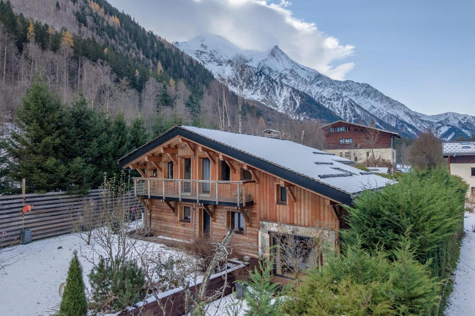 With Garden Close To The Slopes Chalet Chamonix