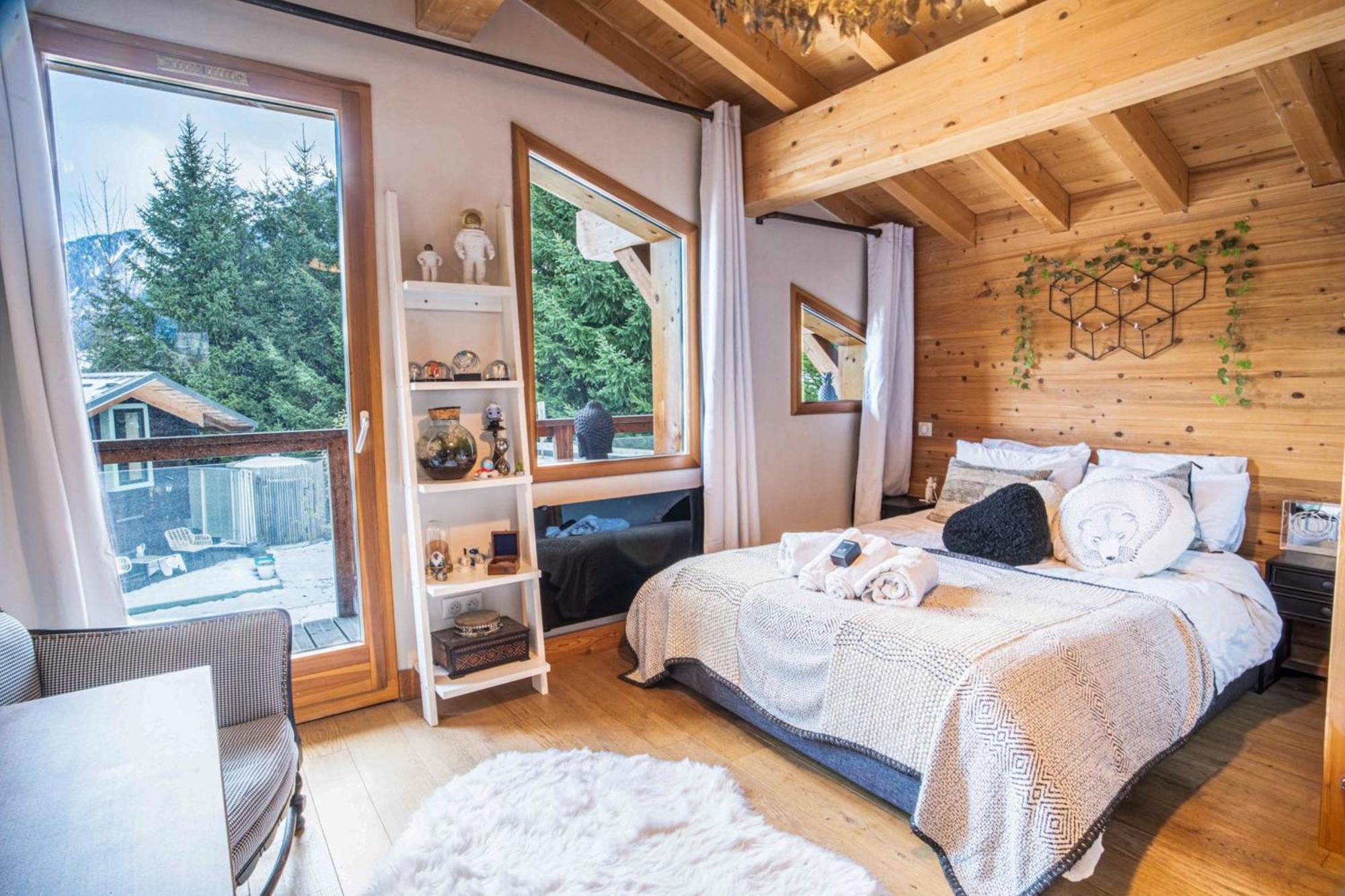 With Garden Close To The Slopes Chalet Chamonix