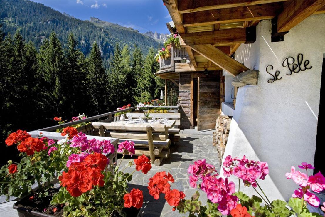 Les De Philippe Avec Jacuzzis Privatifs Hotel *