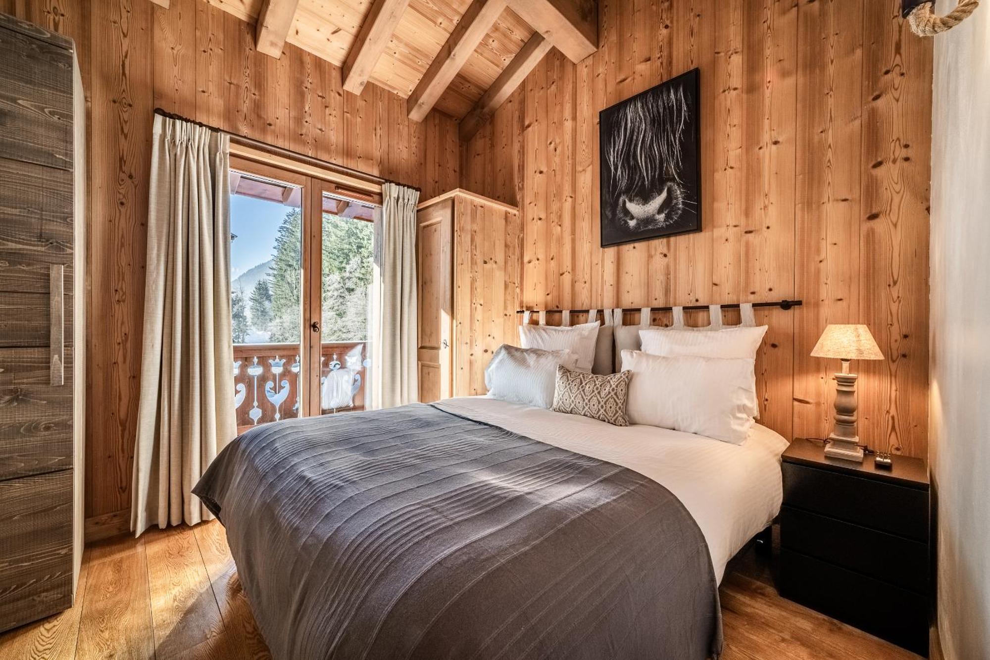 Olea - By Emerald Chamonix