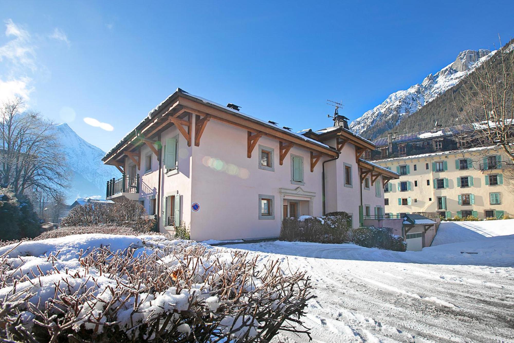 Belle Vue - Happy * Chamonix
