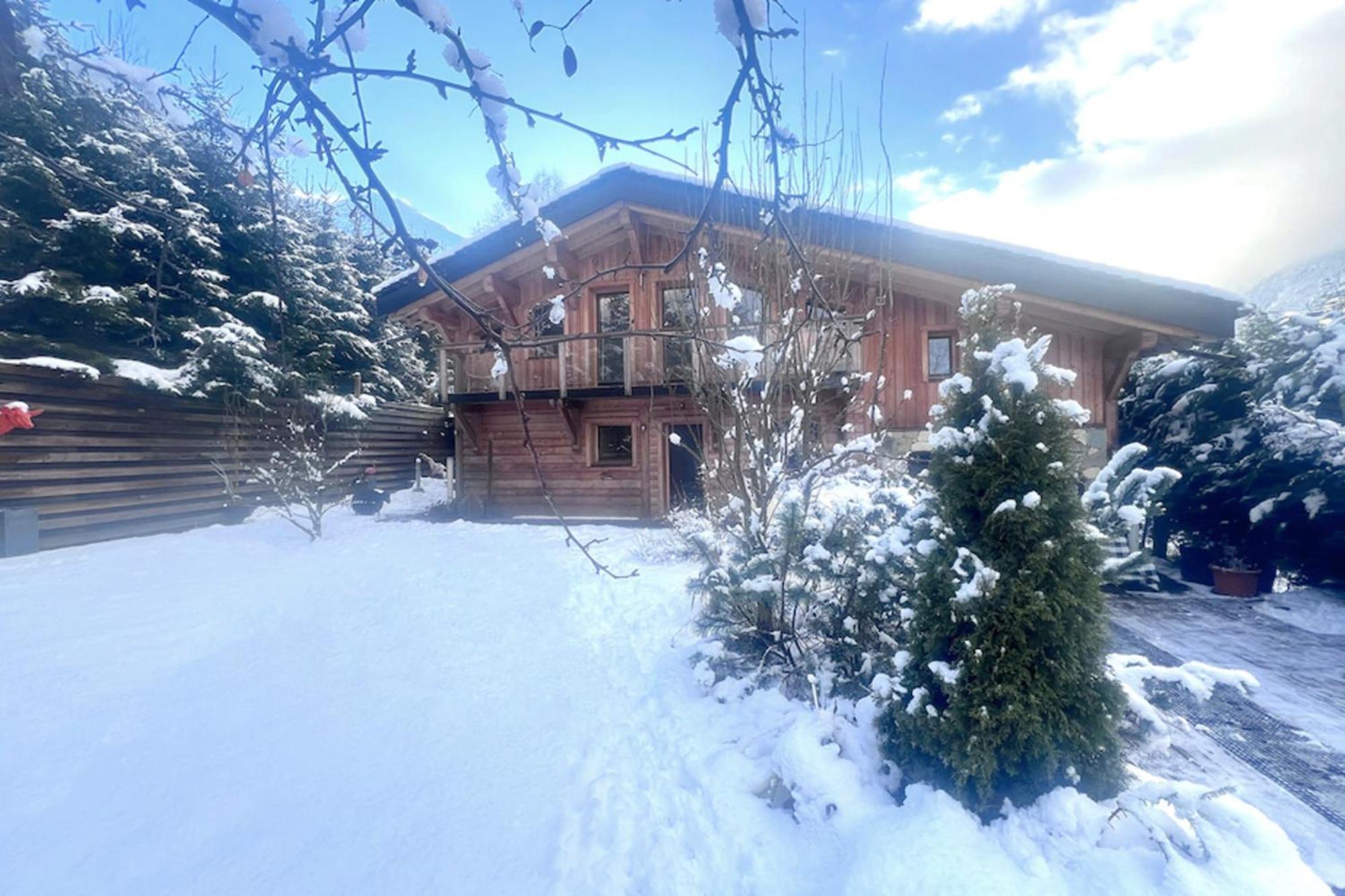 With Garden Close To The Slopes Chalet *