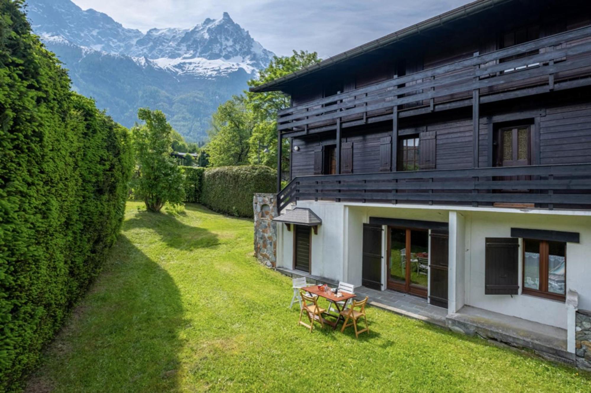 Cozy Big With Spectacular Mont-blanc View Chalet
