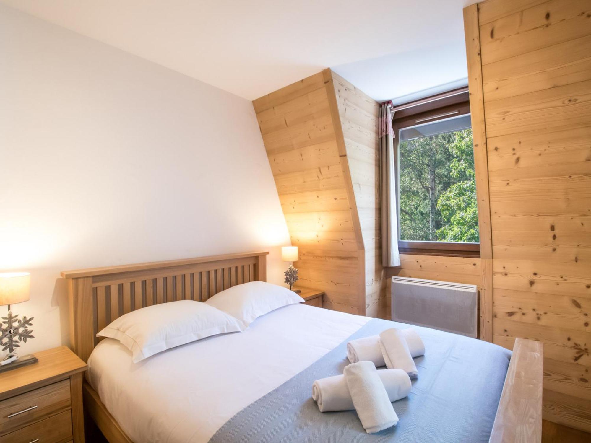 Grand Au Centre De Avec Wifi Et Garage, Proche Des Pistes - Fr-1-343-229 Chamonix