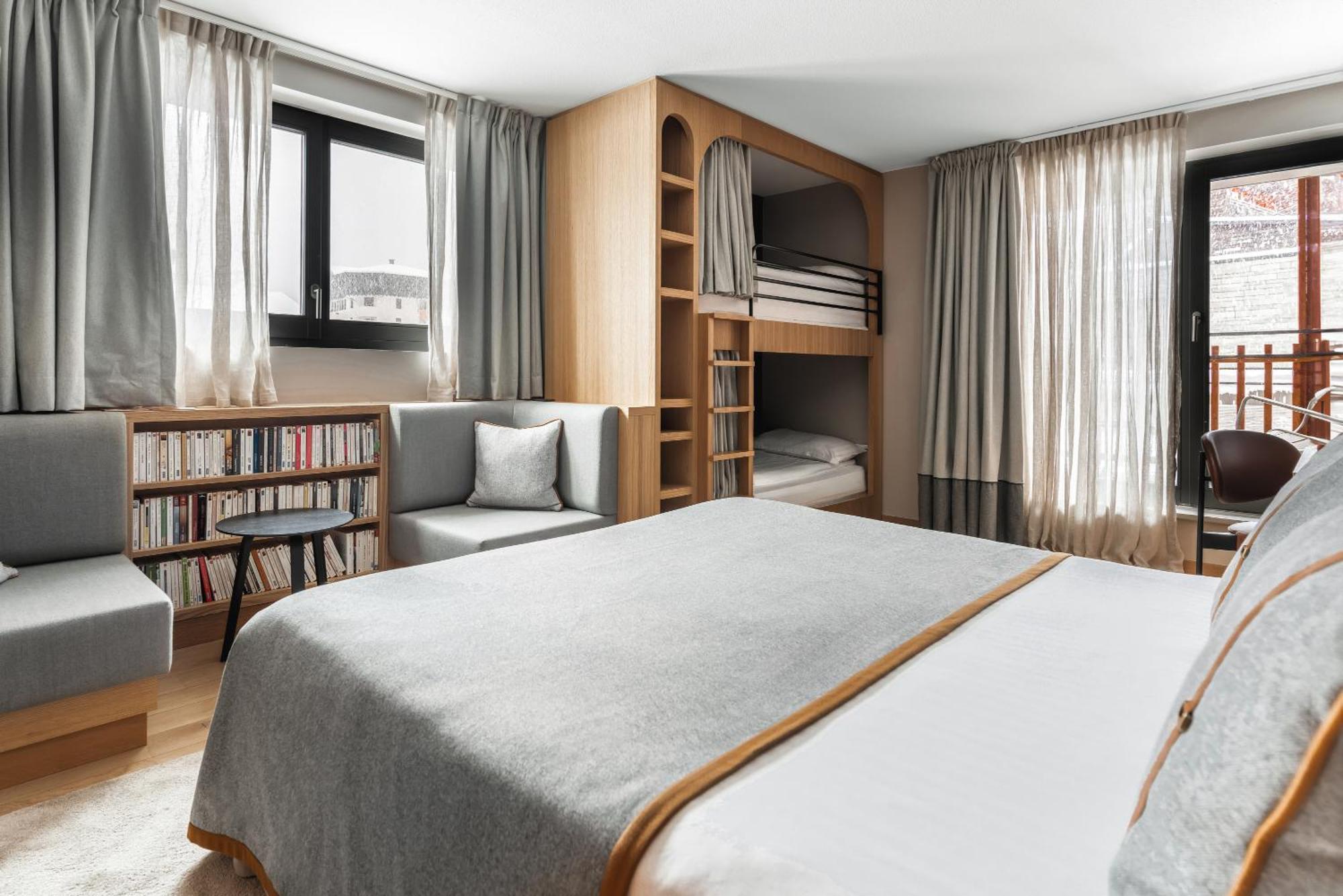 Heliopic & Hotel Chamonix