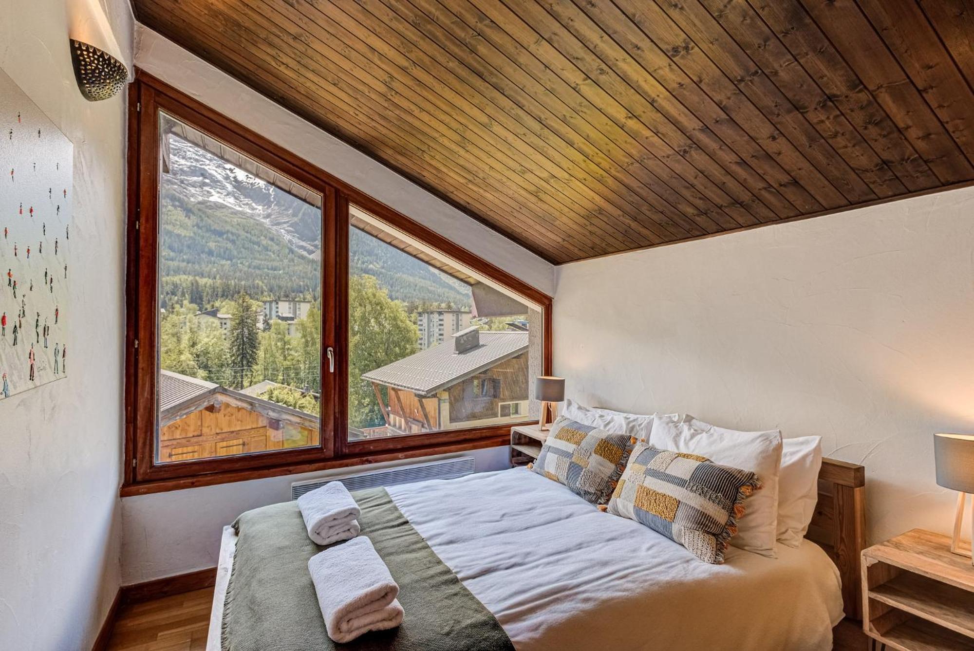 Chamouny - Alpes Travel - - Sleeps 8 Appartement