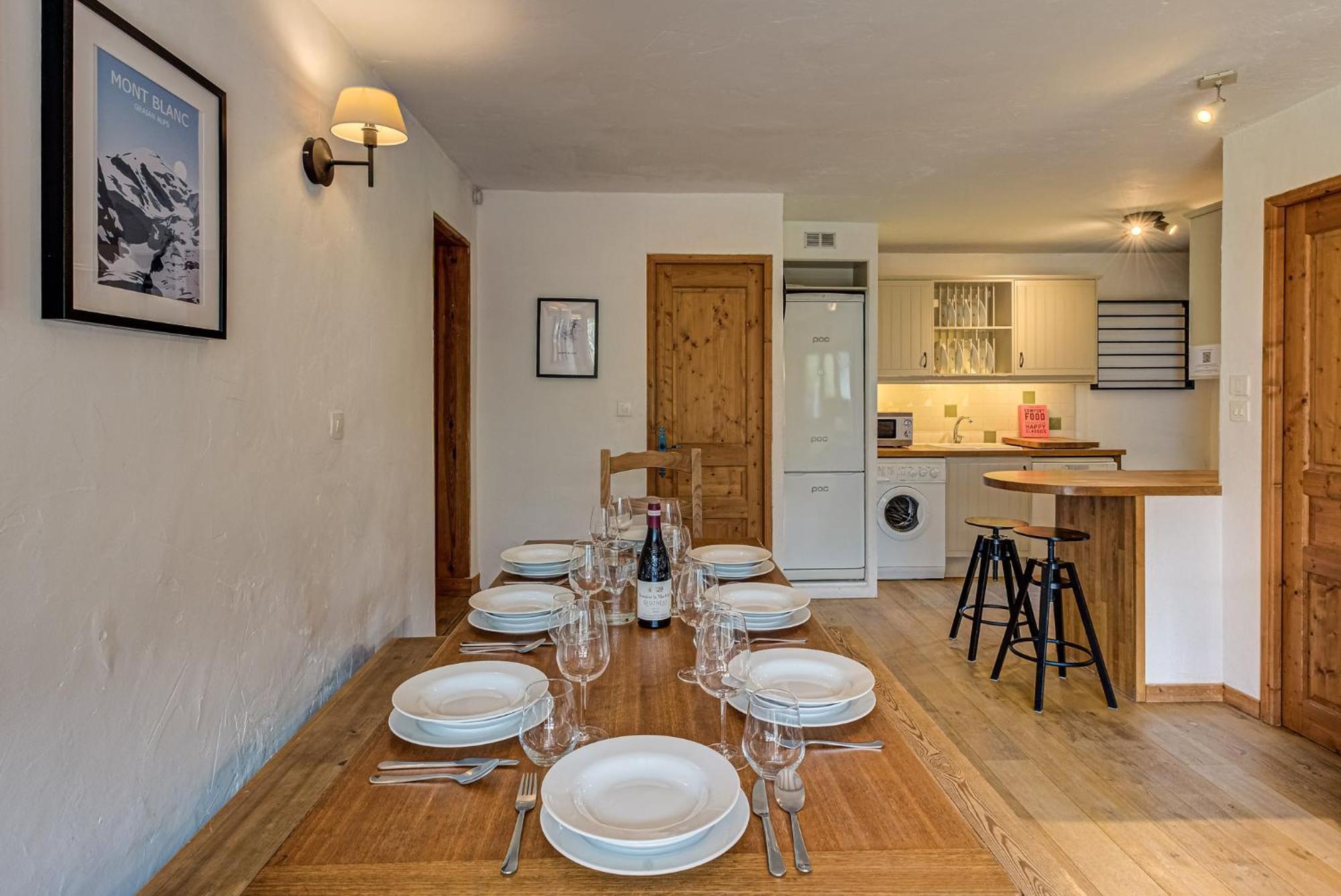 Appartement Chamouny - Alpes Travel - - Sleeps 8 *