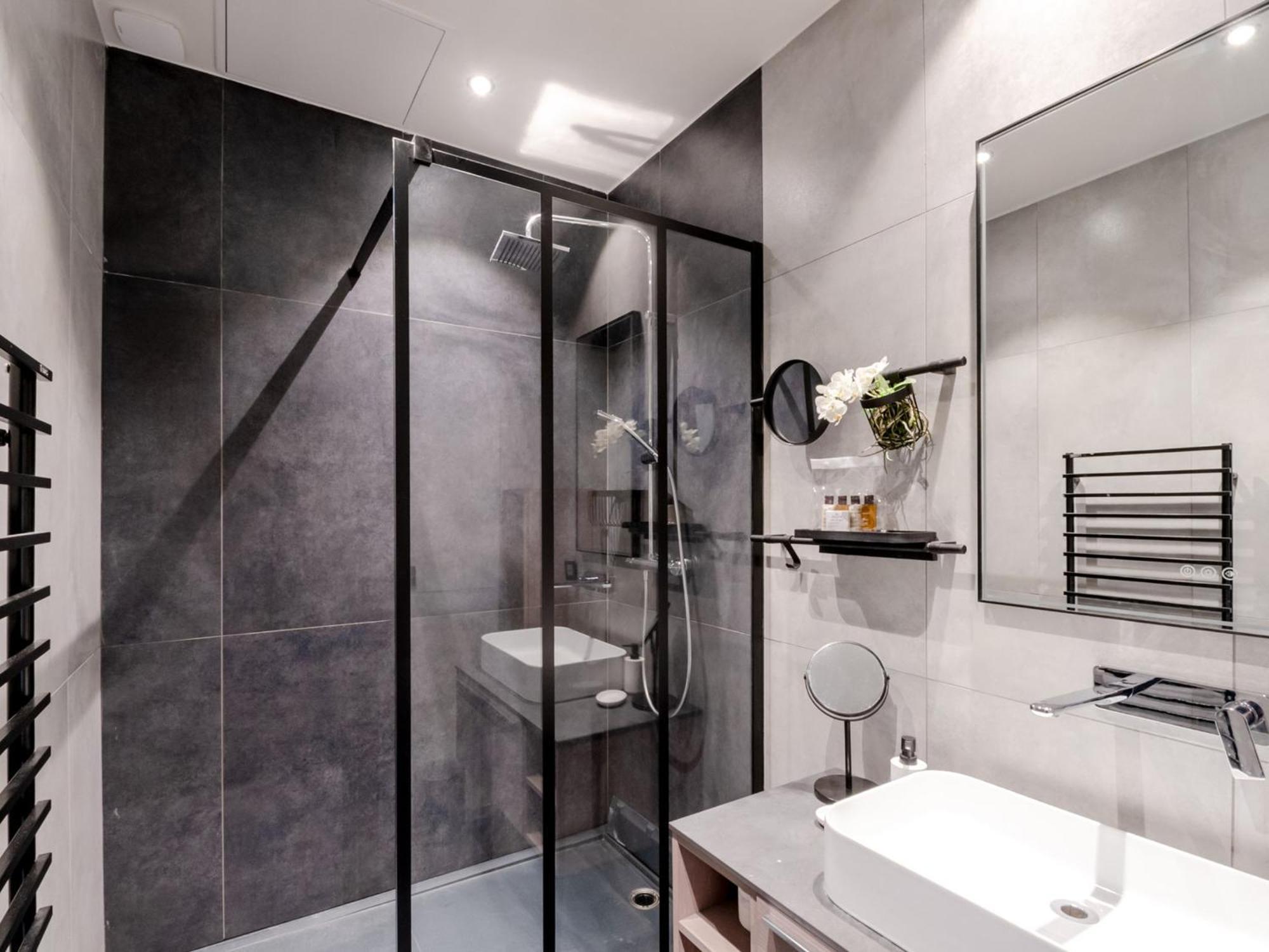 Apartment Demi-chalet Cosy A Avec Jardin, Parking Et Wi-fi - Fr-1-343-227 *