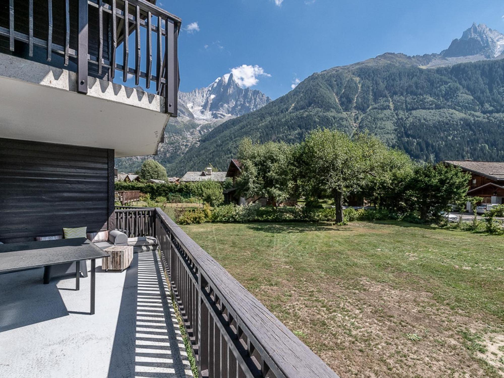 Apartment Demi-chalet Cosy A Avec Jardin, Parking Et Wi-fi - Fr-1-343-227 Chamonix