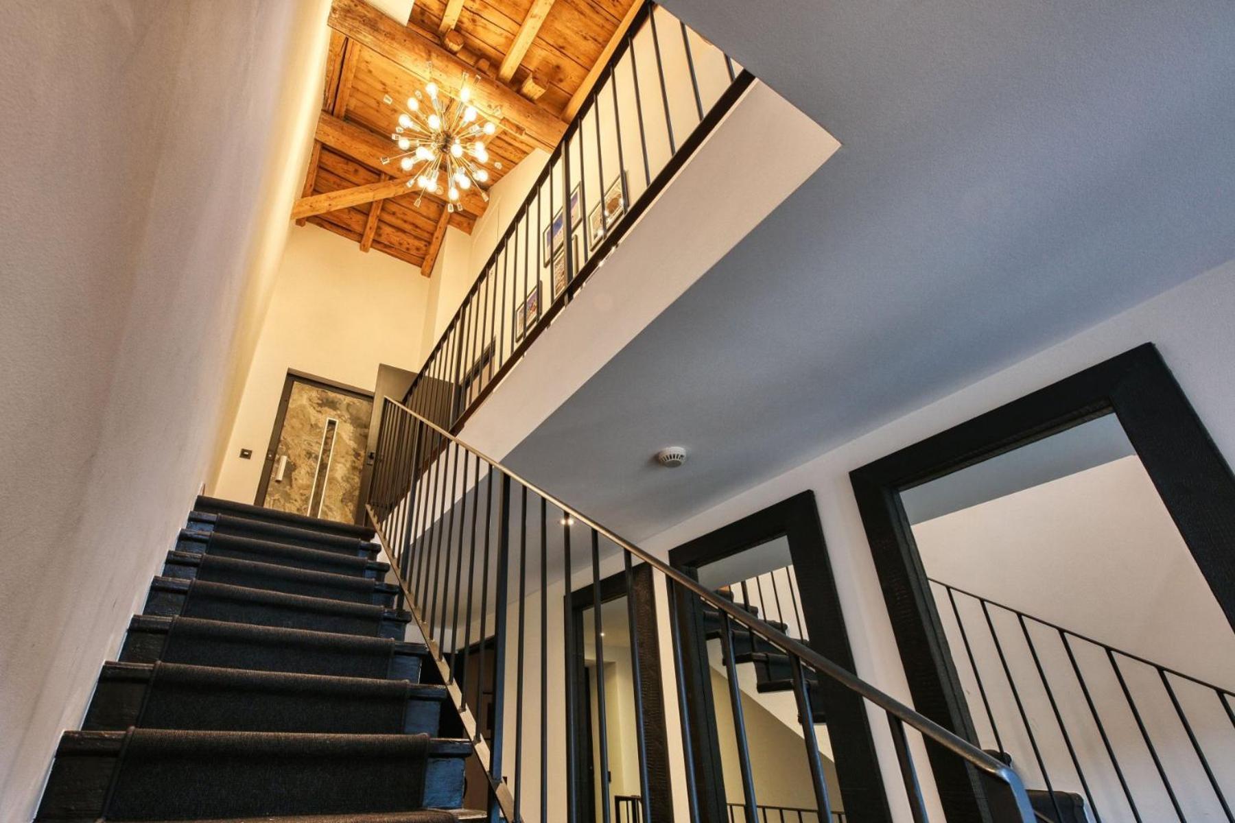 Le Marti Villa *