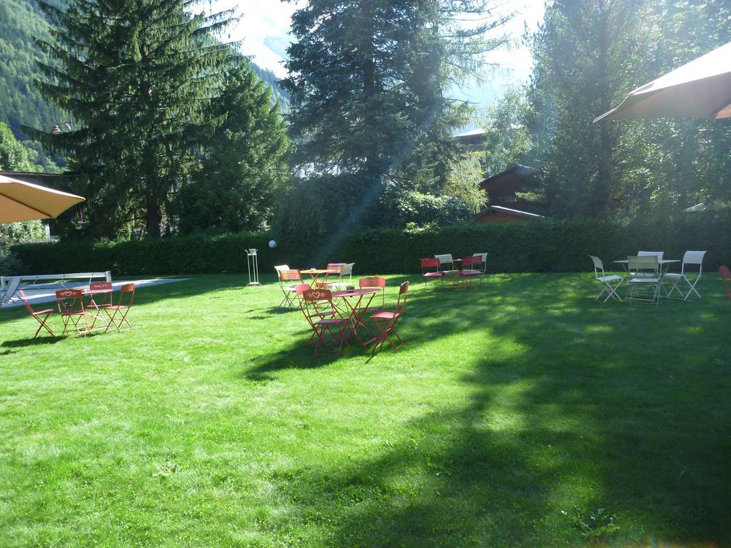 Hotel Oustalet 3*