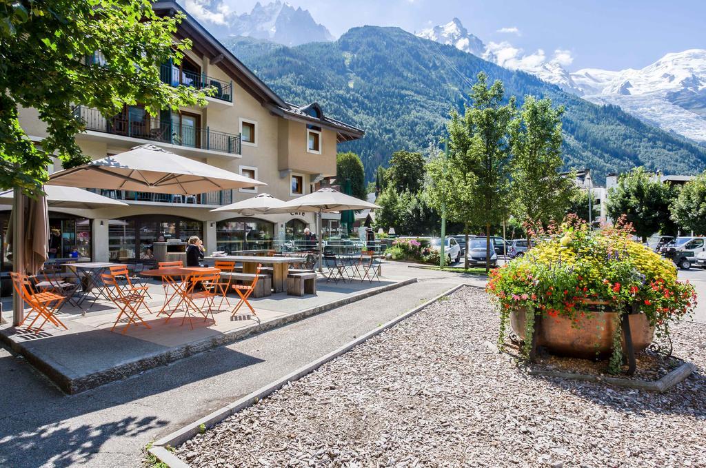 Ginabelle 8 - Year Chamonix