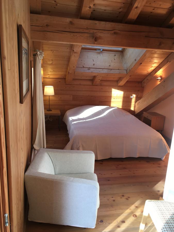 Arolles Apartment *