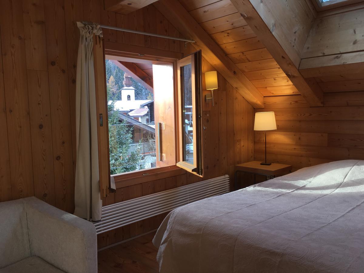 Arolles Apartment *