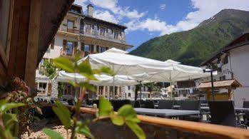 Restaurant La Couronne Hotel Chamonix