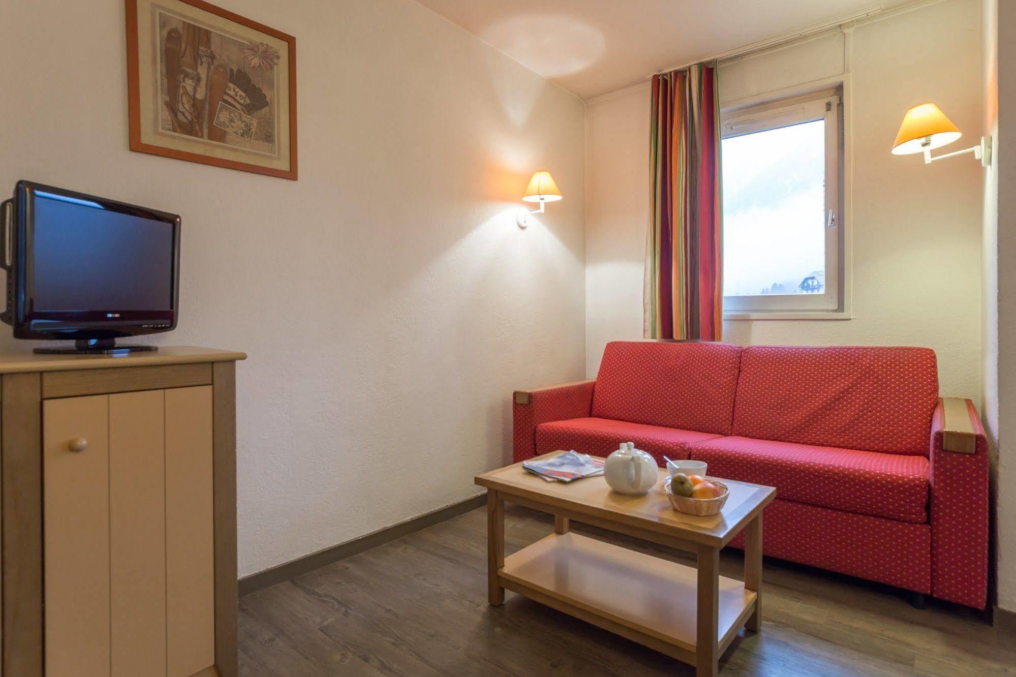 Pierre & La Riviere Aparthotel 3*