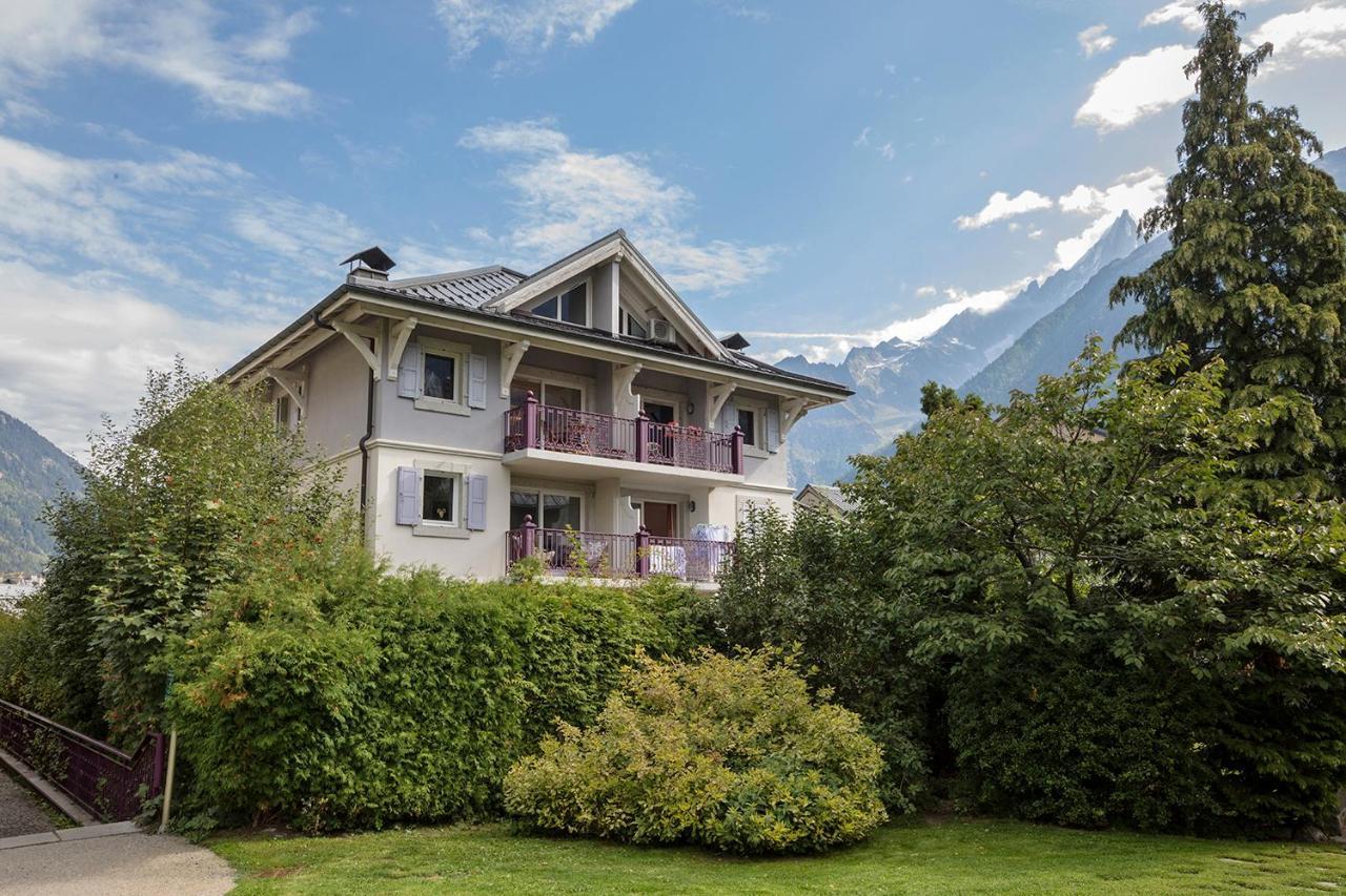 Vallet 12 - Alpes Travel - Central - Sleeps 8 * Chamonix