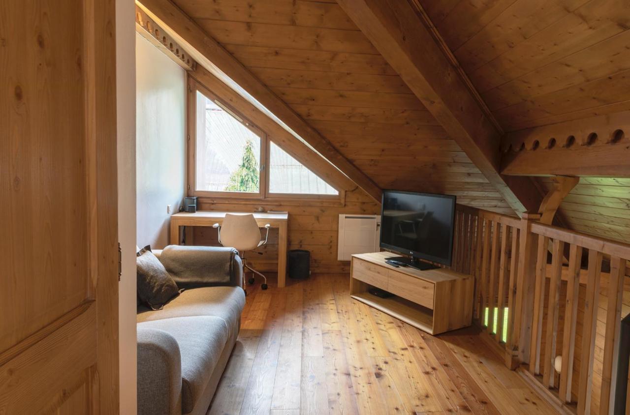 Apartment Vallet 12 - Alpes Travel - Central - Sleeps 8 Chamonix
