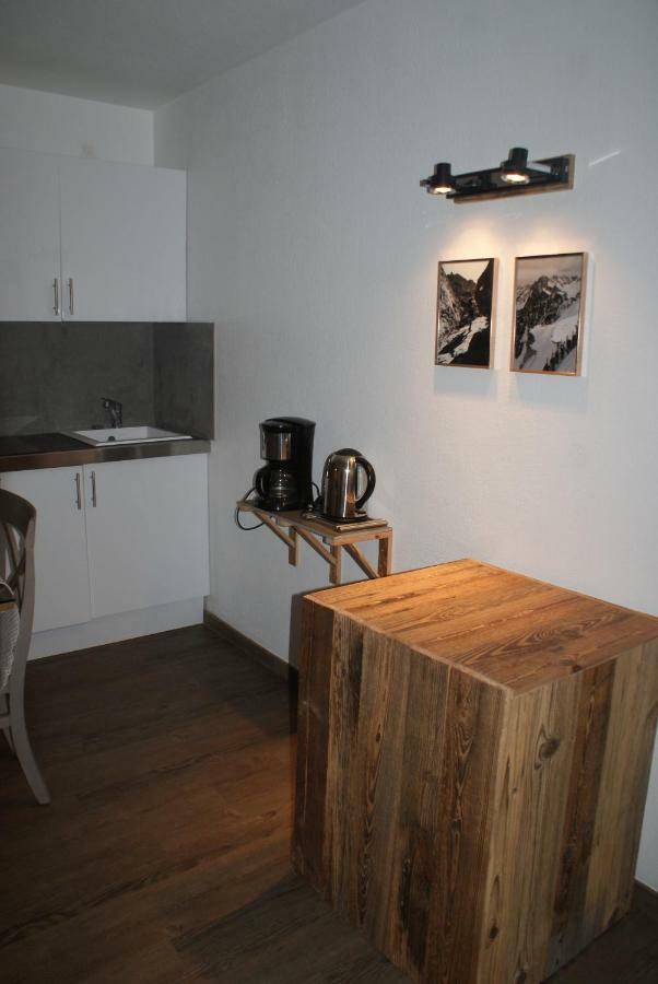 Champalo Apartment *