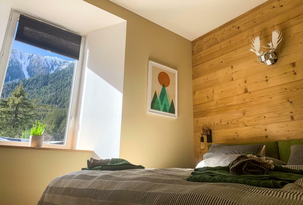 Maya, La Praz, Mont Blanc *