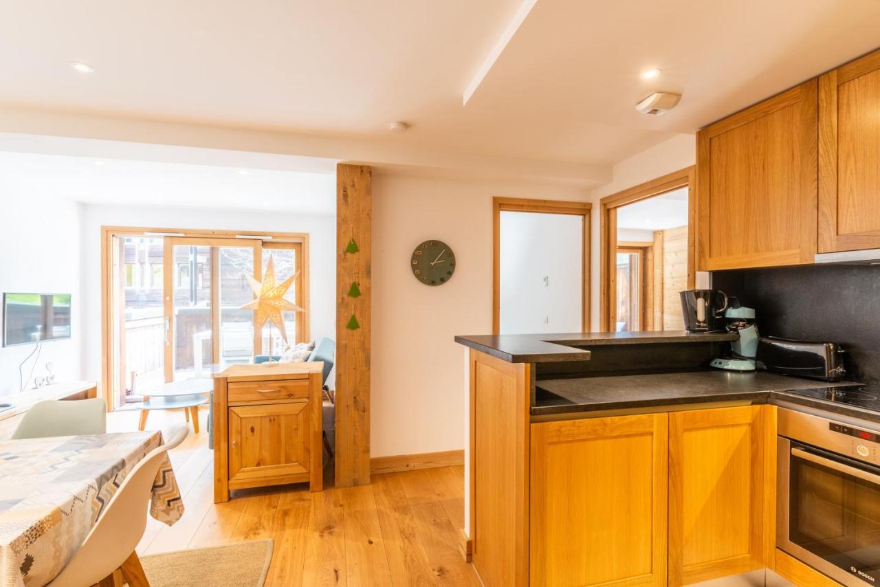 Apt. Grand Paradis B14 - Modern With Mont Blanc View