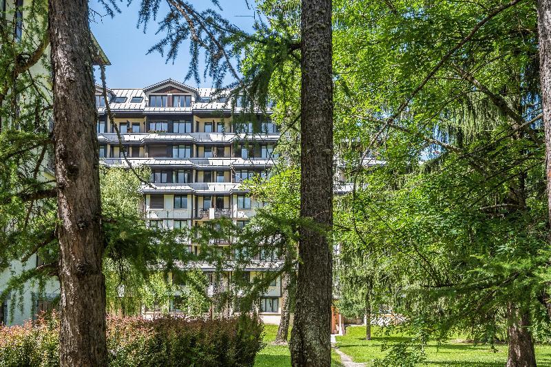 Pierre & La Riviere Aparthotel 3*