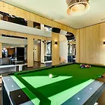 Thedrus Luxury Apt, Swimming Pool, Spa & More