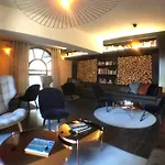 chic appart 6 pers dans résidence luxueuse La Cordee wellness gym piscine OUVERT et télétravail