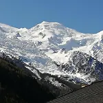 Studio With Balcony, Mt Blanc View, Parking, Center Of Chamonix