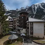 Nid Douillet De Chamonix