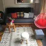 Appartement Typique,Chaleureux Et Pratique