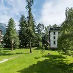 Au Coeur De Chamonix, Un Ecrin De Verdure