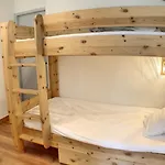 Blue Bird Lodge