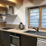 Chalet Cristal Trail