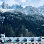 Les Aiguilles- Town Centre Luxury 2 Bedroom Apartment