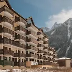 Apartment Of 55 M With Balcony View Mont Blanc