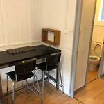 Studio avec petit jardin et terrasse vue mont-blanc