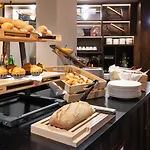 Chalet Hotel Le Prieure & Spa
