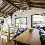 Chalet Flocons De Neige