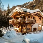 Chalet Forest