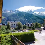 Appartement Central A Chamonix Proche Pistes Avec Balcon Et Wifi - Fr-1-343-194